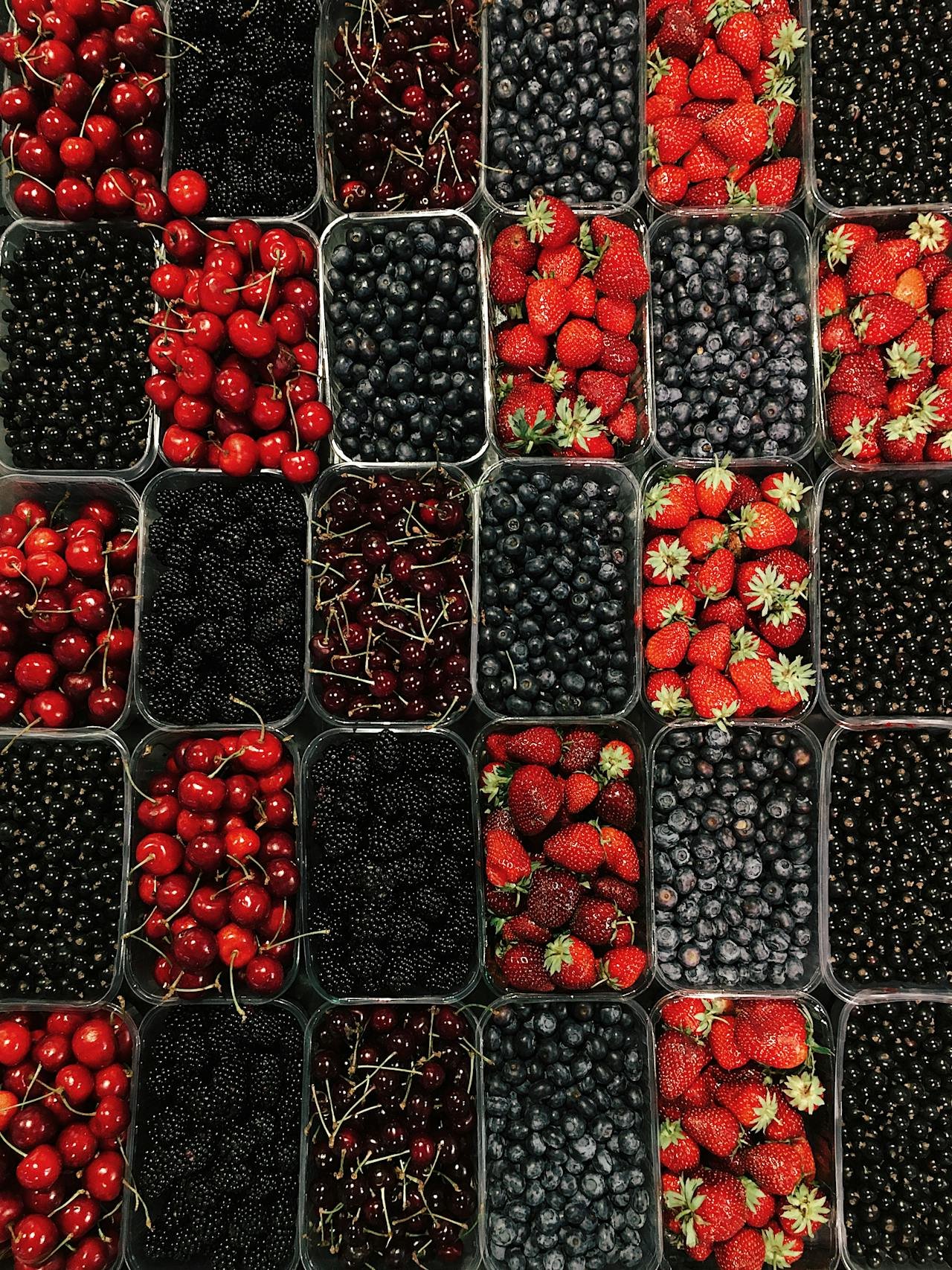 Read more about the article Berries: Types, Health Benefits, and Its Potential Side Effects